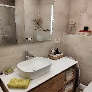 Post Instagram salle de bain Hendaye