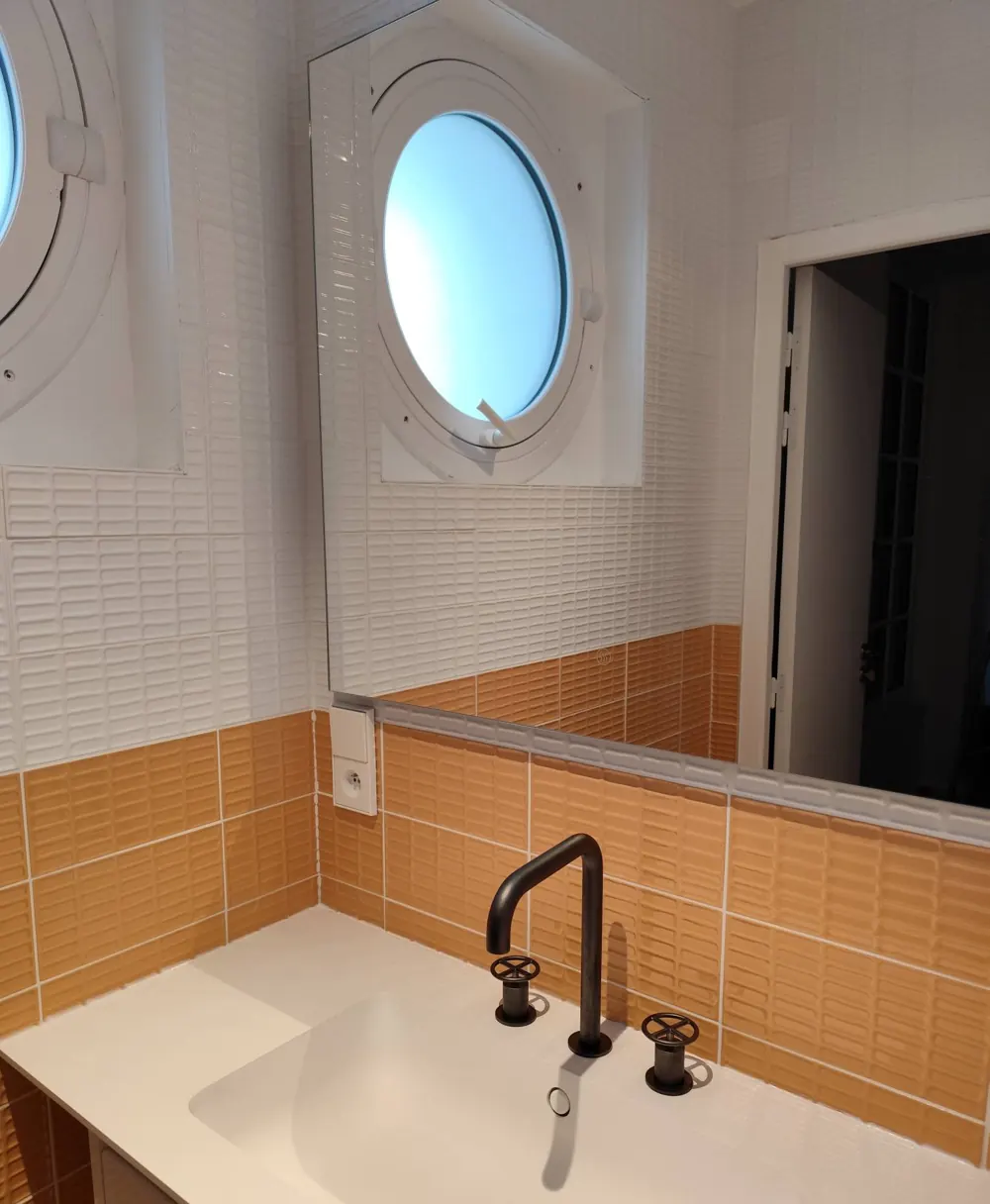 Résidence à Urrugne — salle de bains nettoyée par Green Cleaning